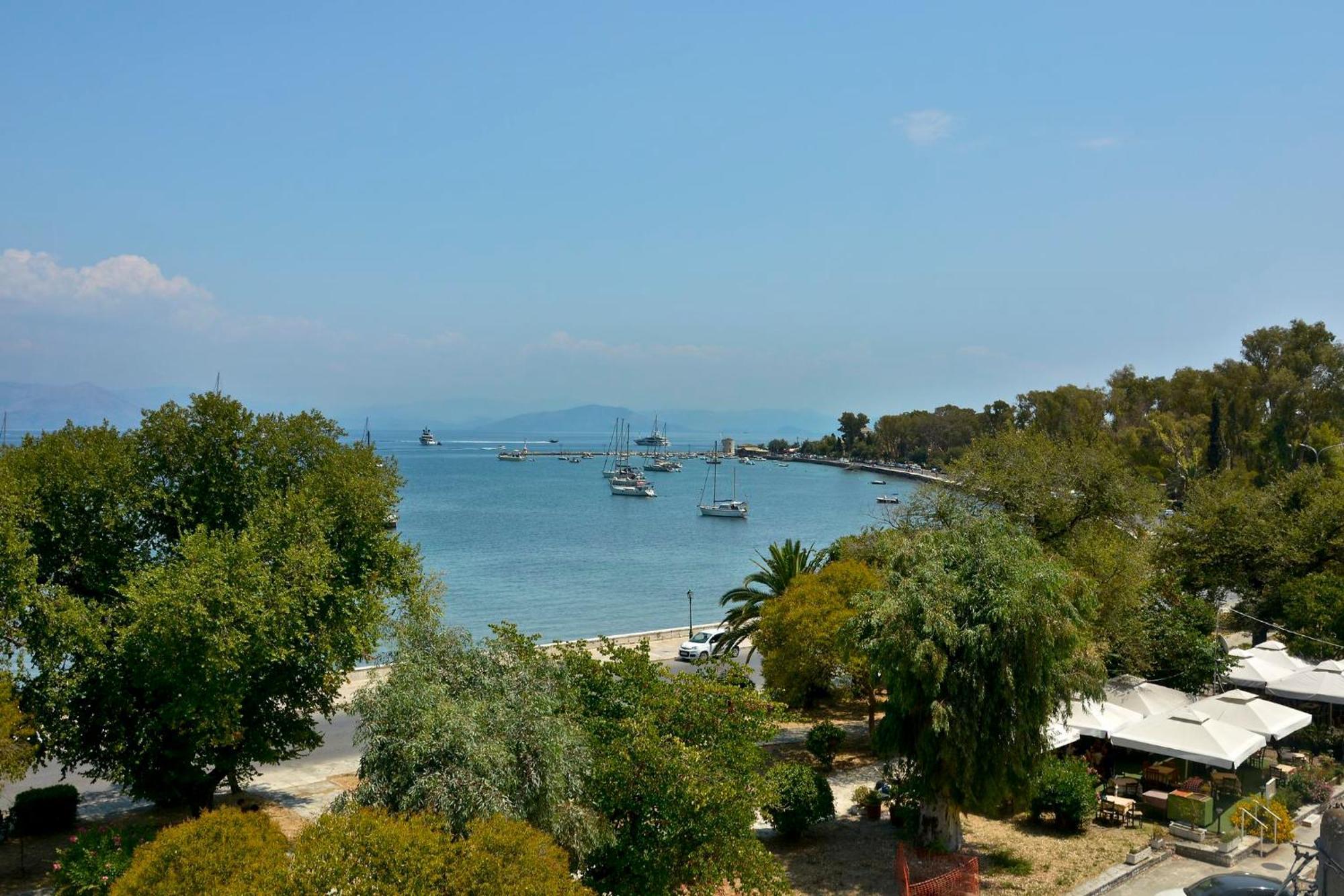 Nefeli'S Cozy Apartment, Corfu Town ภายนอก รูปภาพ